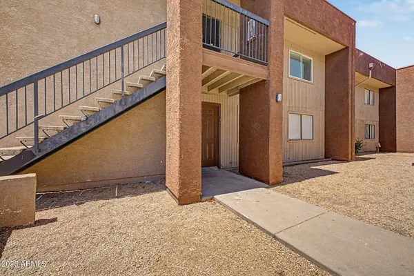 $149,900 | 3810 North Maryvale Parkway, Unit 1063, Phoenix, AZ 85031