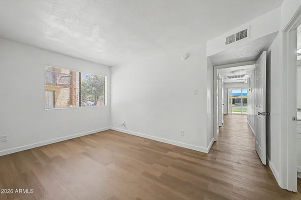 $149,900 | 3810 North Maryvale Parkway, Unit 1063, Phoenix, AZ 85031