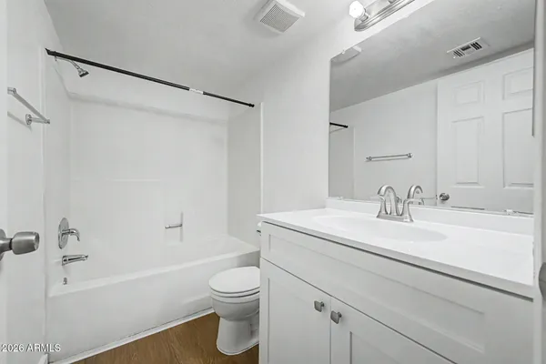 $149,900 | 3810 North Maryvale Parkway, Unit 1063, Phoenix, AZ 85031