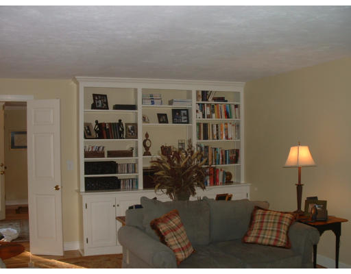 32 Teresa Road Hopkinton, MA 01748 - Photo 9 of 11