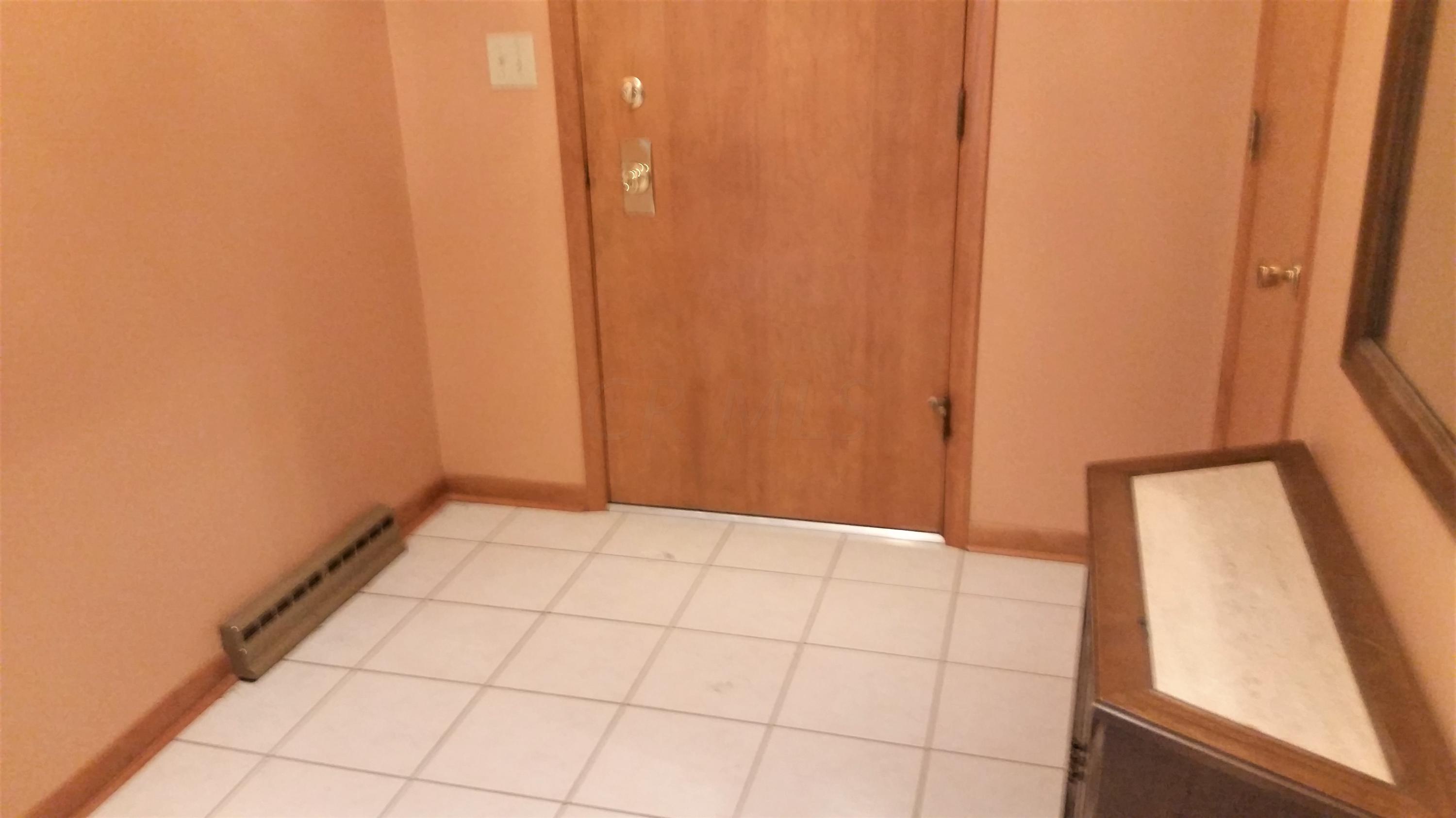 2511 Lindsay Road Columbus, OH 43207 - Photo 2 of 23