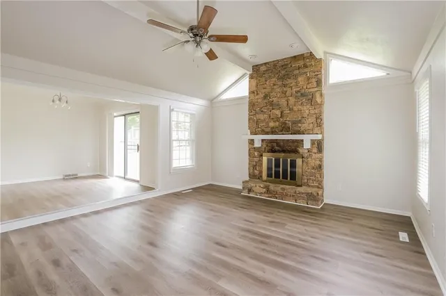 $2,130 | 6015 Woodside Avenue, Kansas City, MO 64133