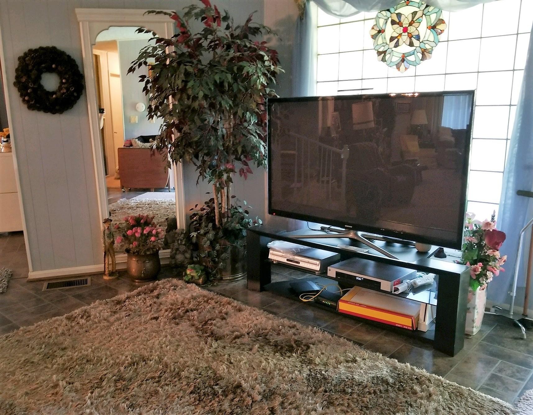 120 Wells Road Crossville, TN 38555 - Photo 3 of 20