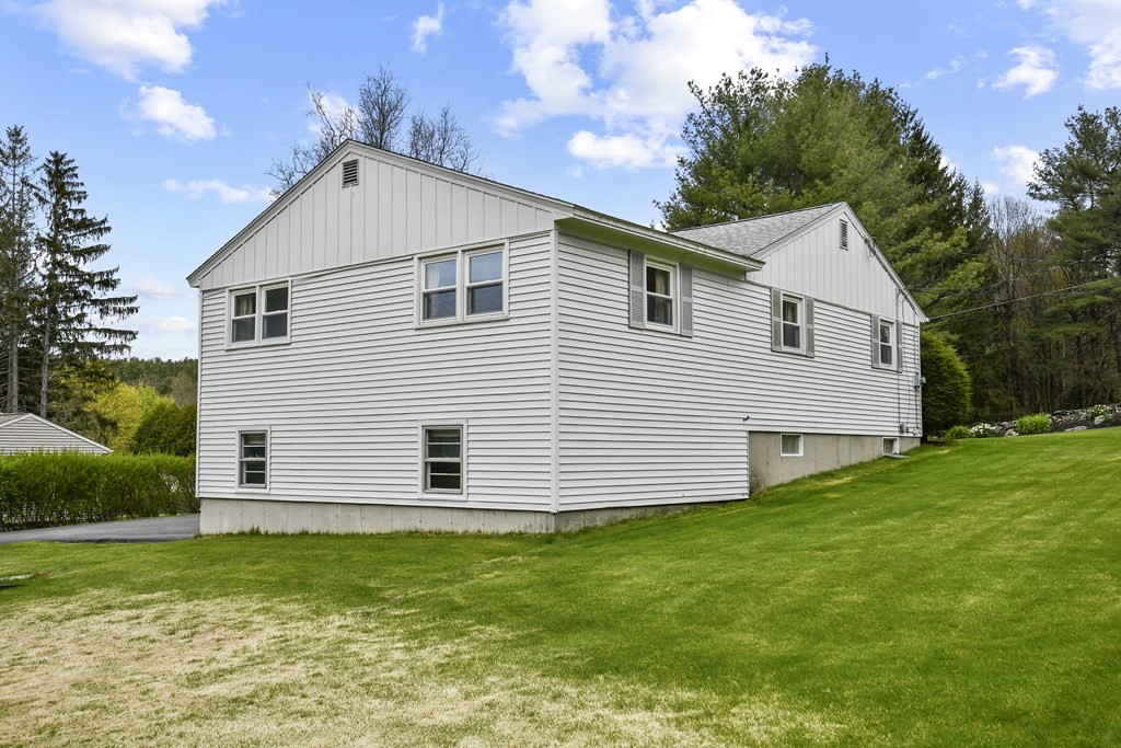 255 Richardson Road Fitchburg, MA 01420 - Photo 22 of 25 Gallery Image 22