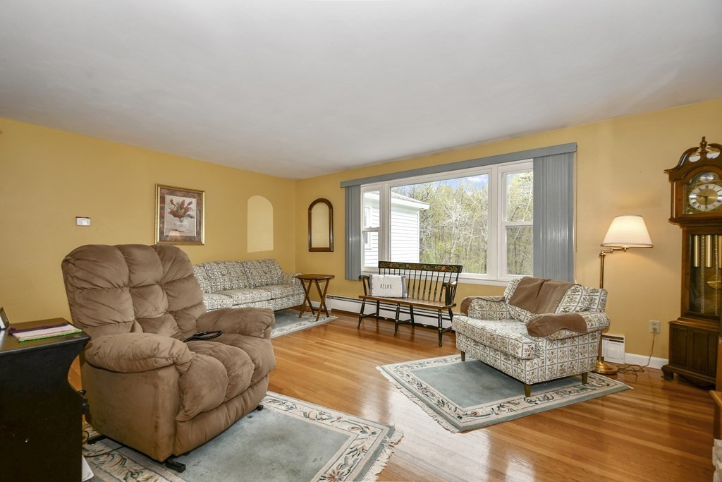 255 Richardson Road Fitchburg, MA 01420 - Photo 7 of 25 Gallery Image 7