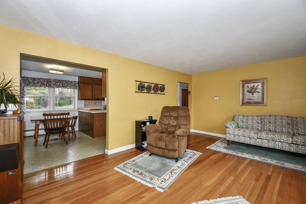 255 Richardson Road Fitchburg, MA 01420 - Photo 10 of 25 Gallery Image 10