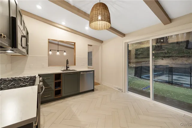 $367,900 | 4622 Glencliffe Road, Manlius, NY 13104