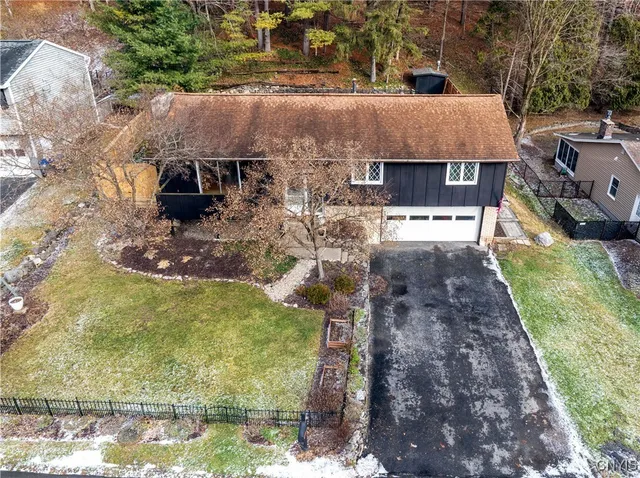$367,900 | 4622 Glencliffe Road, Manlius, NY 13104