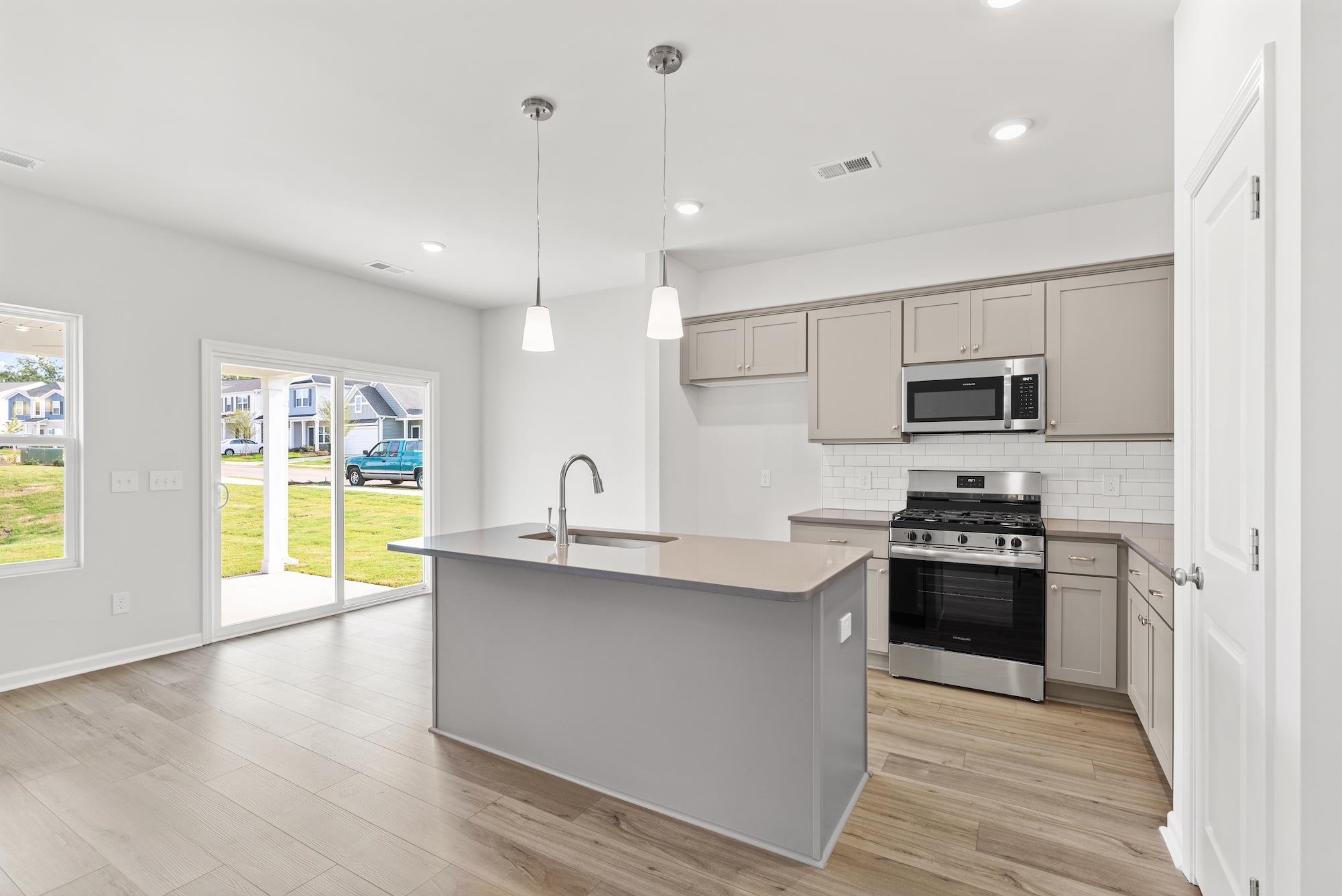 2397 Mill Loop Spartanburg, SC 29301 - Photo 6 of 34