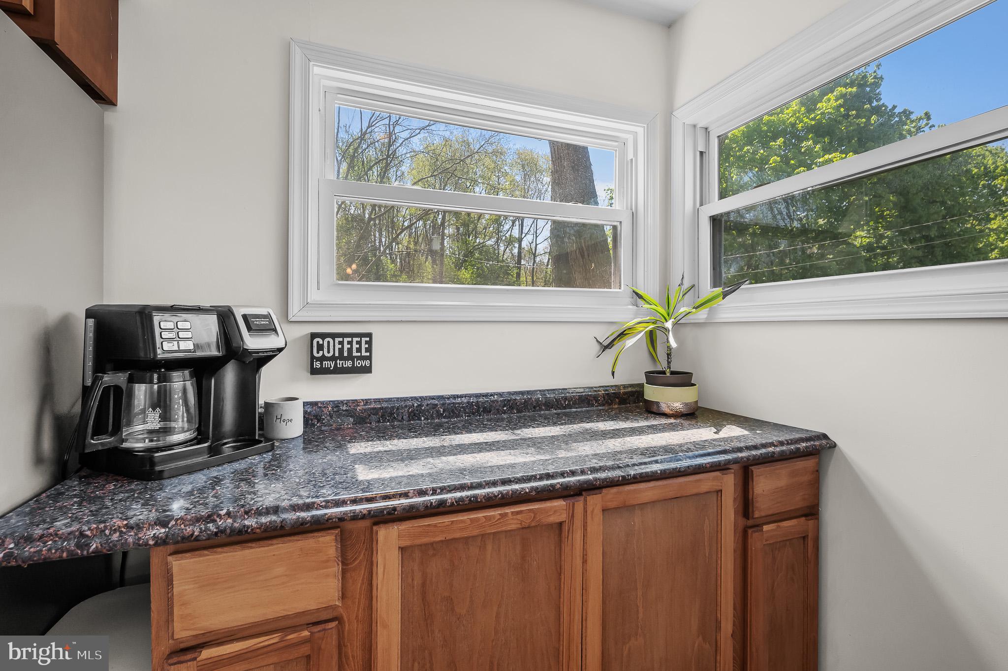 25 Anderson Road Newark, DE 19713 - Photo 11 of 24 Kitchen