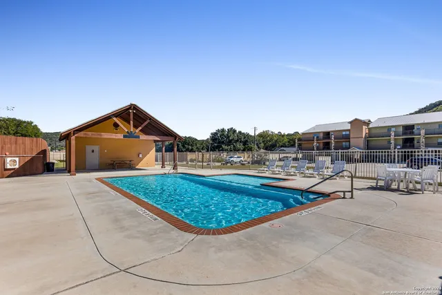 $549,500 | 540 River Run, Unit 214, New Braunfels, TX 78132