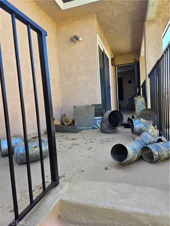 $569,000 | 955 Las Lomas Drive, Unit D, La Habra, CA 90631