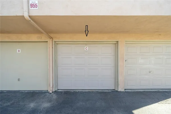 $569,000 | 955 Las Lomas Drive, Unit D, La Habra, CA 90631