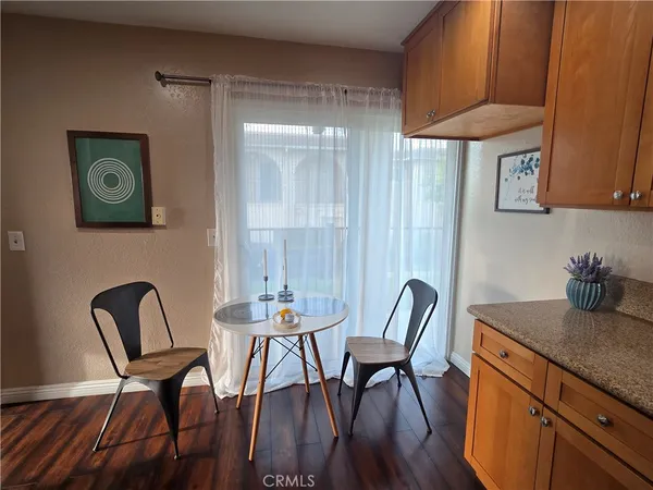 $569,000 | 955 Las Lomas Drive, Unit D, La Habra, CA 90631