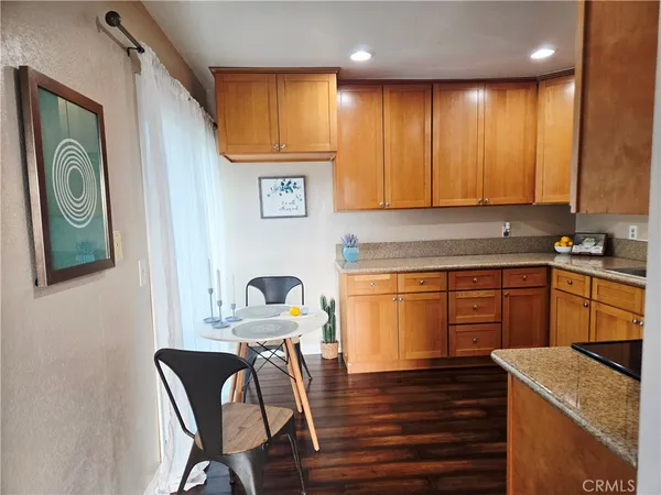 $569,000 | 955 Las Lomas Drive, Unit D, La Habra, CA 90631