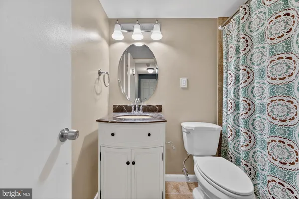 $315,000 | 796 Fairview Avenue, Unit 796F, Annapolis, MD 21403