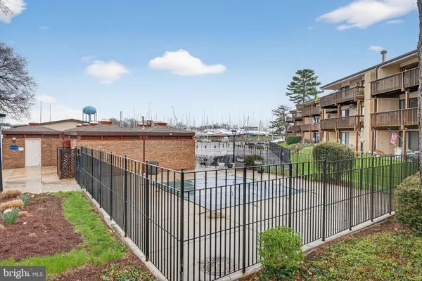 $315,000 | 796 Fairview Avenue, Unit 796F, Annapolis, MD 21403