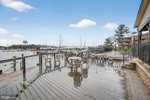 $315,000 | 796 Fairview Avenue, Unit 796F, Annapolis, MD 21403