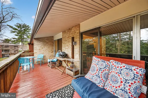 $315,000 | 796 Fairview Avenue, Unit 796F, Annapolis, MD 21403