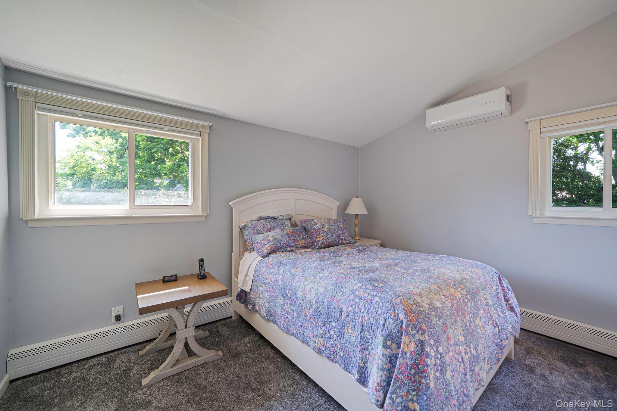 425 Old Country Road Deer Park, NY 11729 - Photo 24 of 34