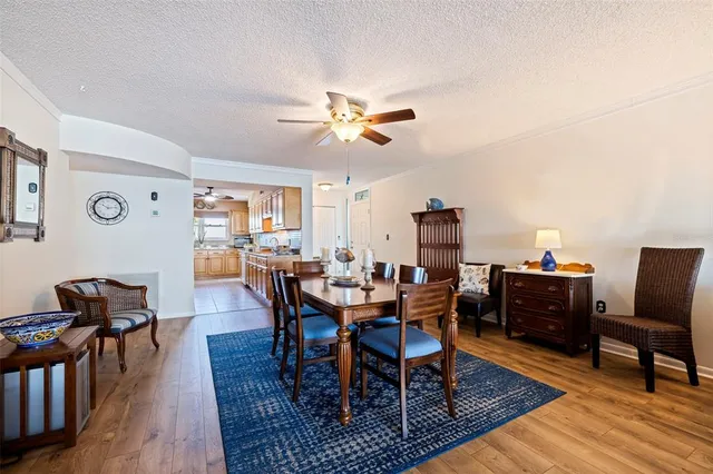 $520,000 | 5900 Shore Boulevard South, Unit 512, Gulfport, FL 33707