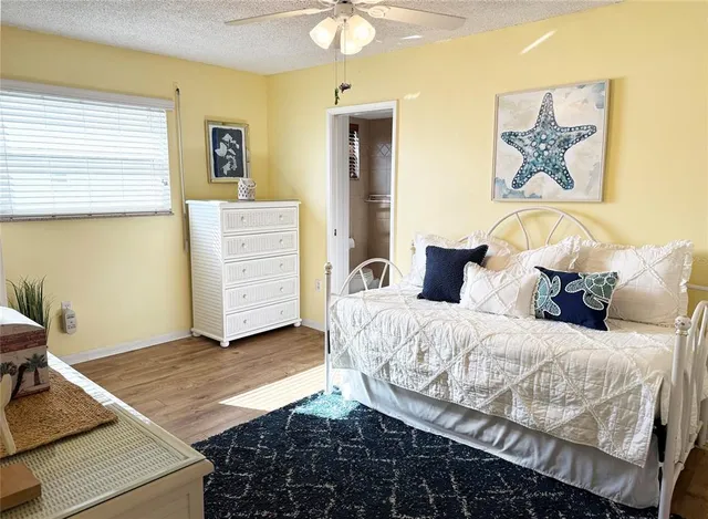 $520,000 | 5900 Shore Boulevard South, Unit 512, Gulfport, FL 33707