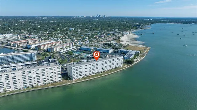 $520,000 | 5900 Shore Boulevard South, Unit 512, Gulfport, FL 33707