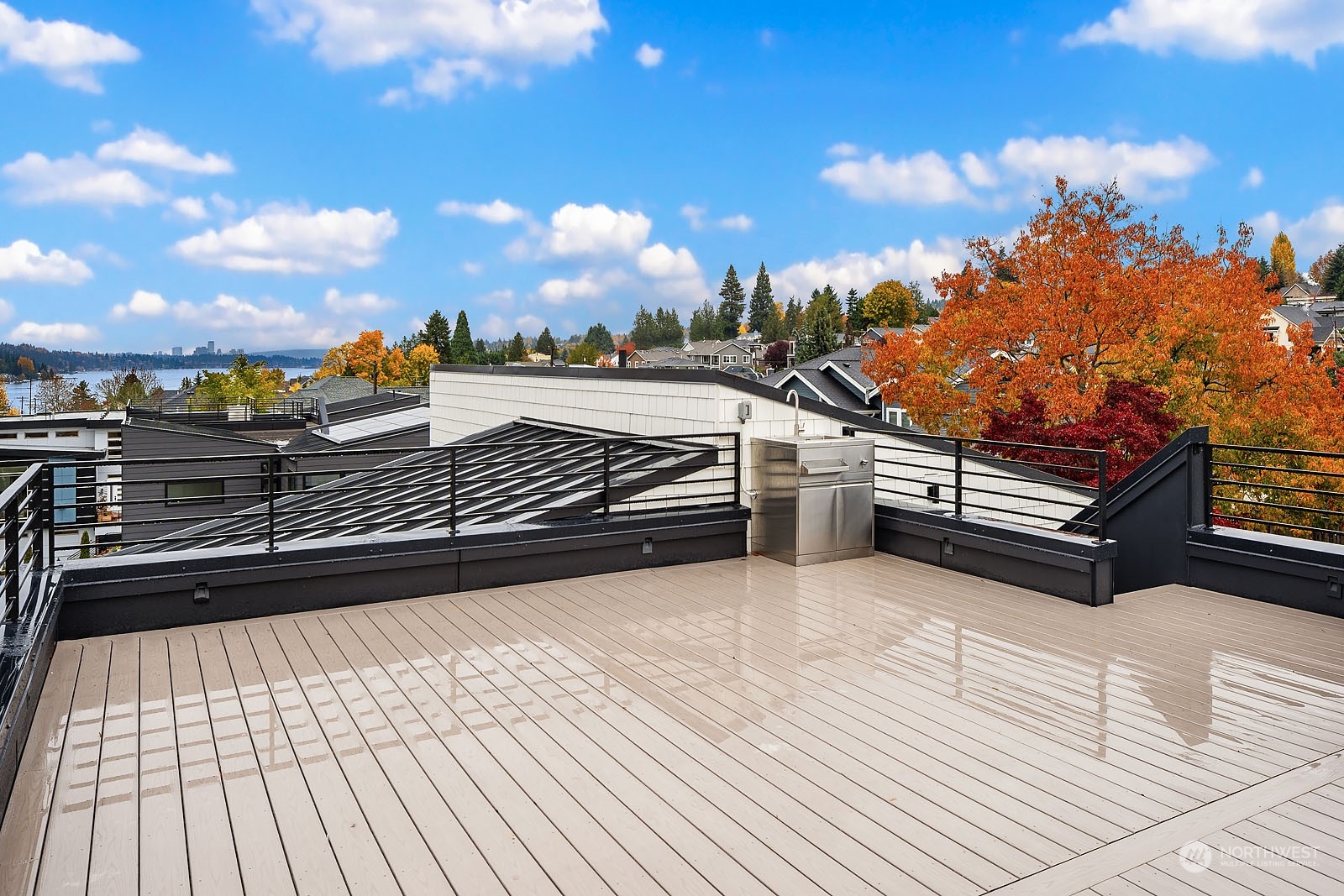 910 North 31st Street Renton, WA 98056 - Photo 31 of 32 a view of outdoor space with seating