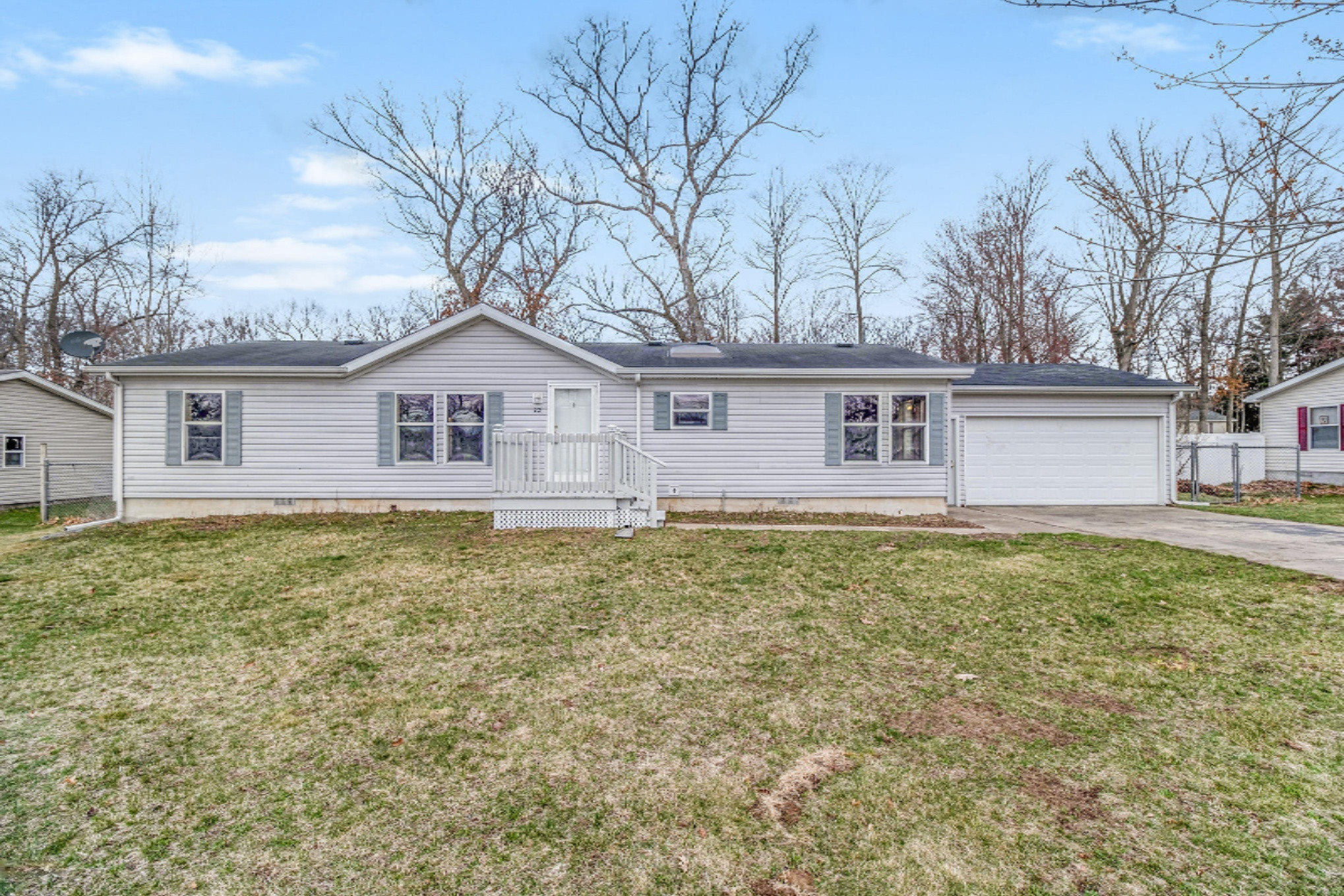 22 Oak Grove Road Springfield, MI 49037 - Photo 1 of 17 DSCF8866