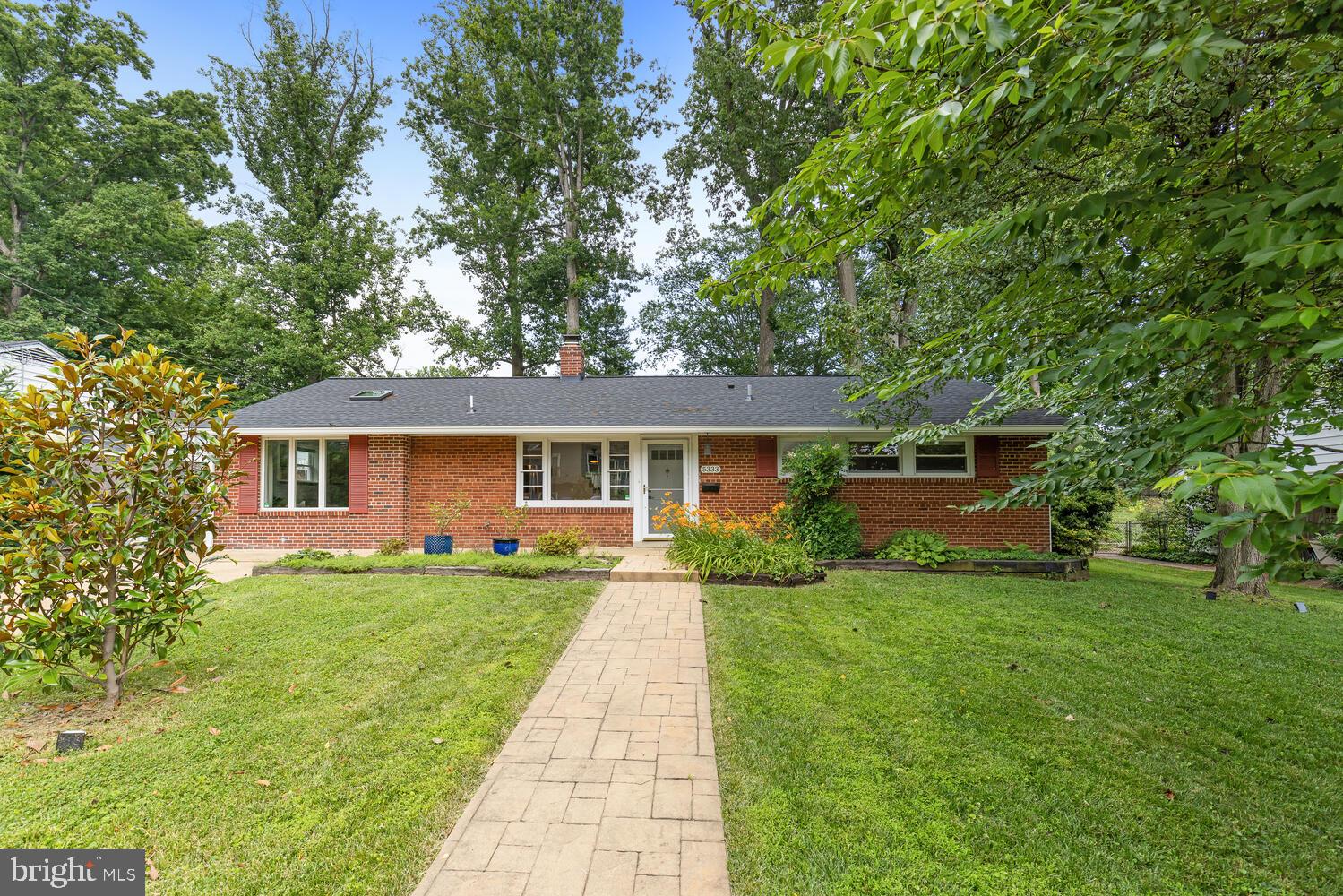 5333 Ravensworth Road Springfield, VA 22151 - Photo 1 of 38 Charming 3BR/1.5BA Rambler North Springfield!