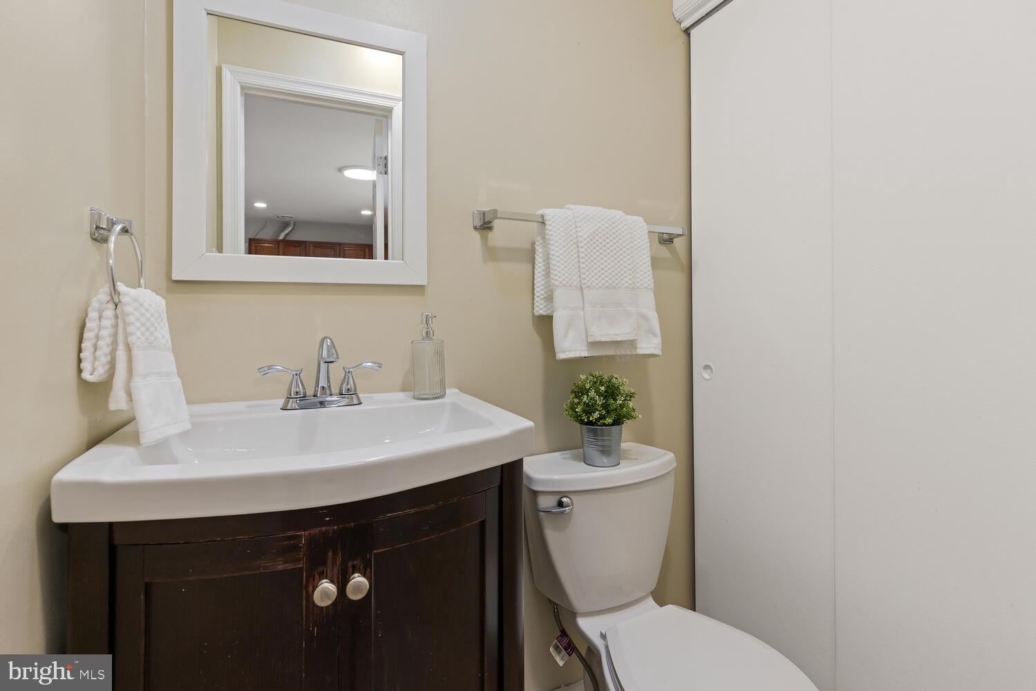 5333 Ravensworth Road Springfield, VA 22151 - Photo 24 of 38 Half Bath