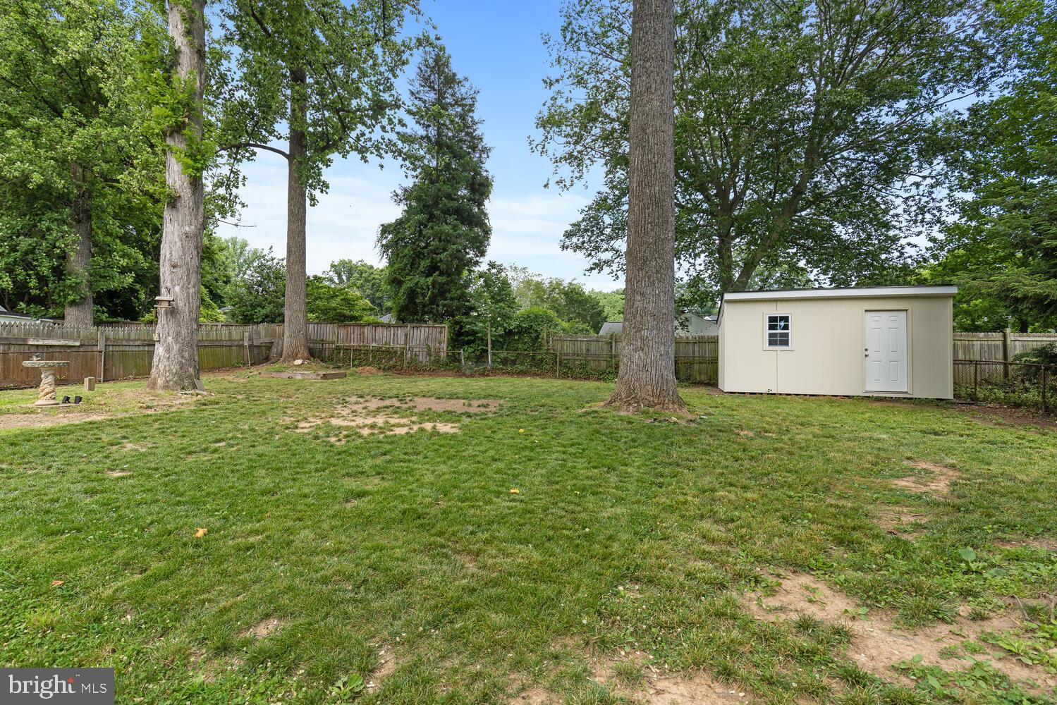 5333 Ravensworth Road Springfield, VA 22151 - Photo 34 of 38 Spacious, fenced backyard