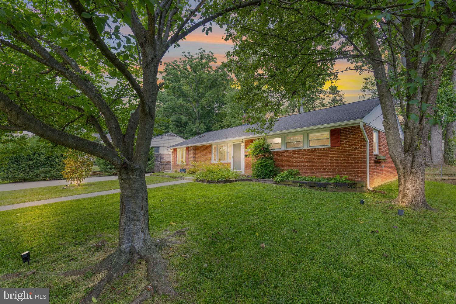5333 Ravensworth Road Springfield, VA 22151 - Photo 37 of 38 Charming 3BR/1.5BA Rambler North Springfield!