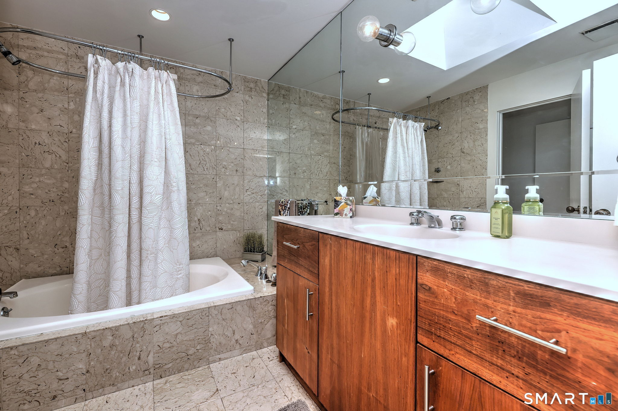 151 Cheshire Road Bethany, CT 06524 - Photo 33 of 40