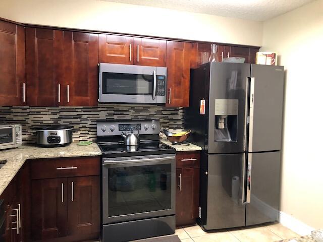 1105 Riverside Drive Greenacres, FL 33463 - Photo 6 of 17 1105 Riverside .....
