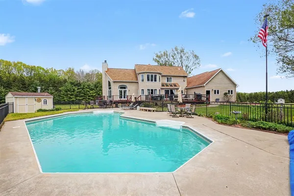 $849,000 | 17634 Meceola Road, Hersey, MI 49639