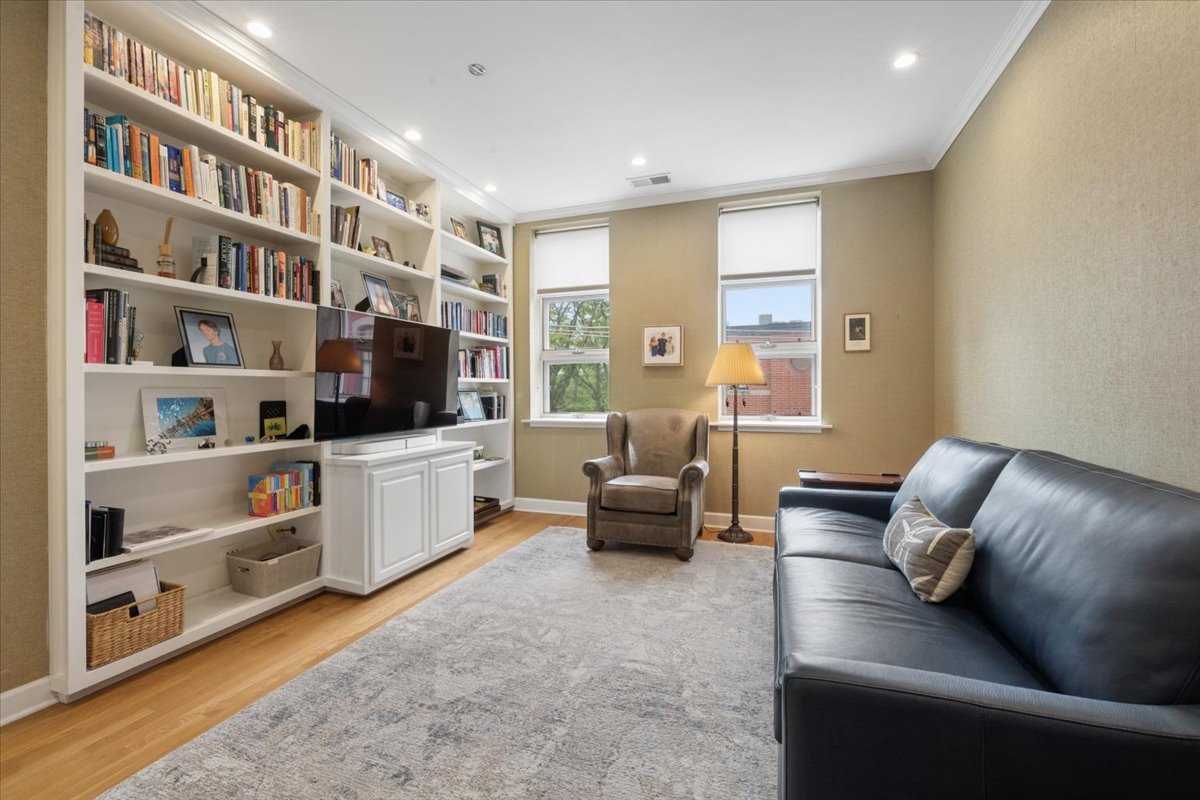 2100 North Racine Avenue, Unit 3D Chicago, IL 60614 - Photo 41 of 49