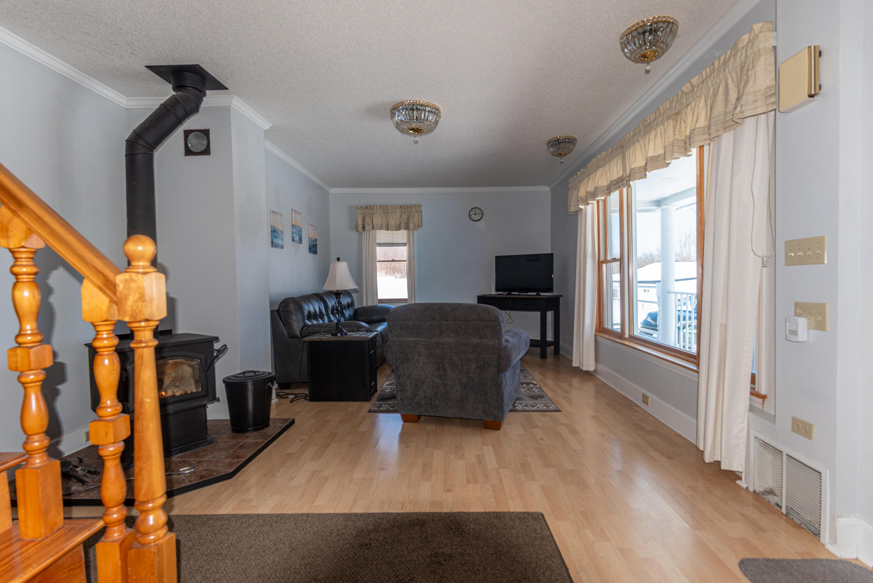 673 Main Street Grand Isle, ME 04746 - Photo 33 of 46 Living Room