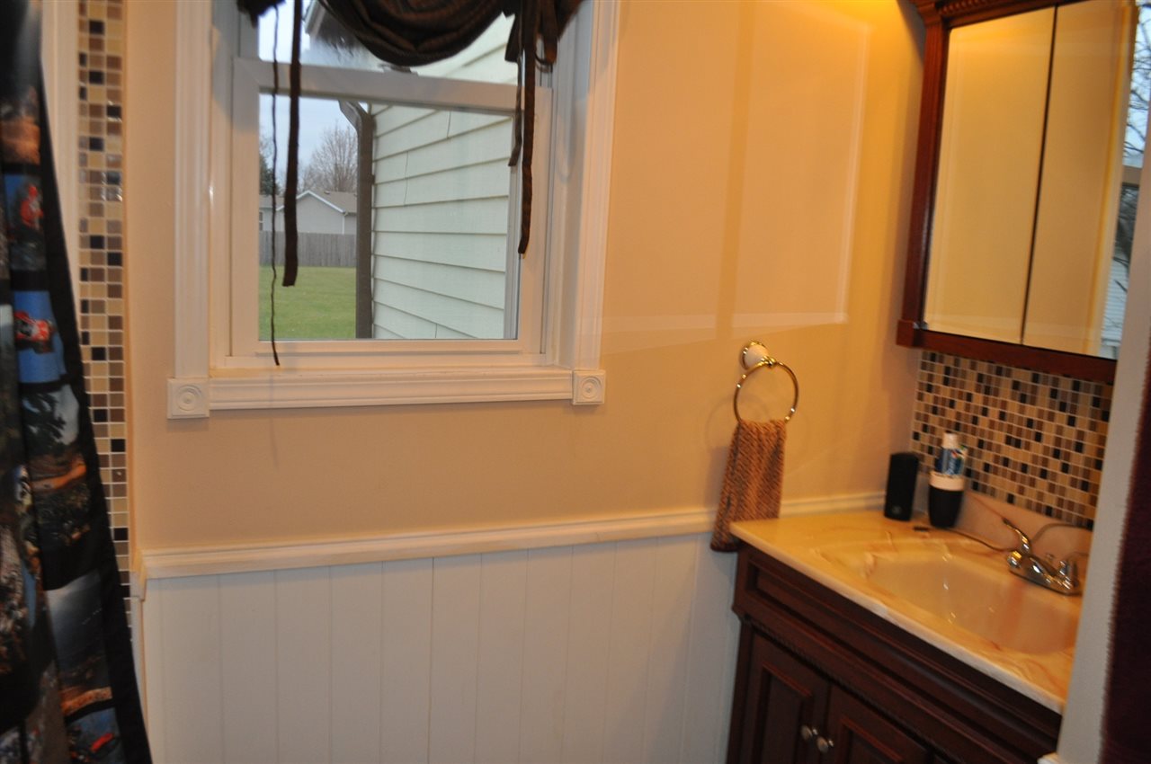 30377 Tower Road Elkhart, IN 46516 - Photo 15 of 23 Gallery Image 15
