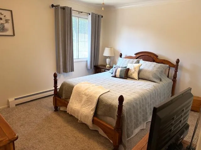 $198,000 | 612 Laurel Lake Road, Unit 8, Thiensville, WI 53092