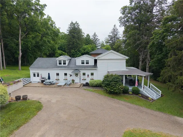 $189,900 | 36 Chapel Street, Almond, NY 14804