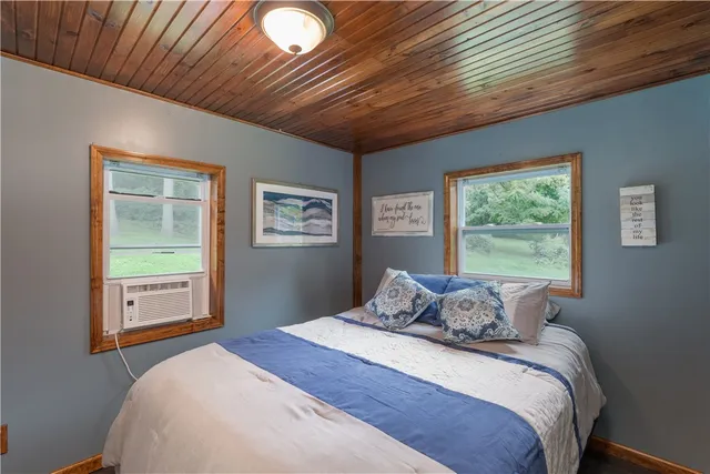 $189,900 | 36 Chapel Street, Almond, NY 14804