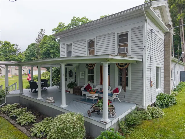 $189,900 | 36 Chapel Street, Almond, NY 14804