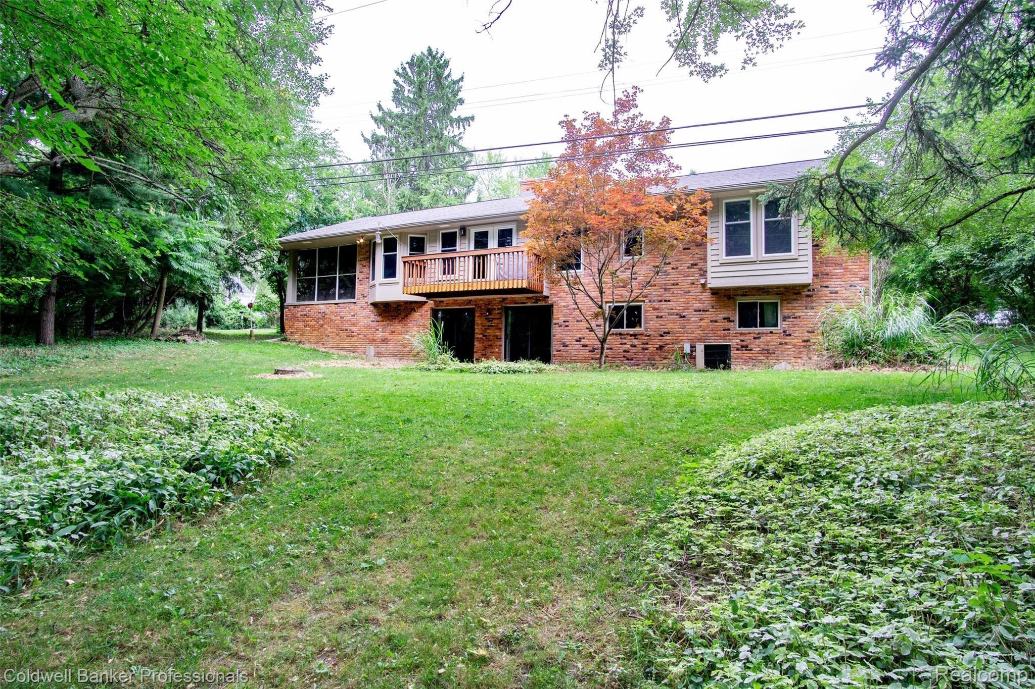375 Hillview Street Rochester, MI 48306 - Photo 40 of 43 375-Hillview-Street-43.jpg