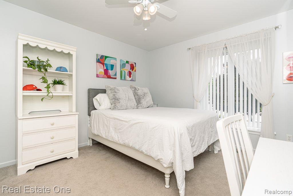 1692 Snowden Circle Rochester, MI 48306 - Photo 26 of 40 Bedroom #2