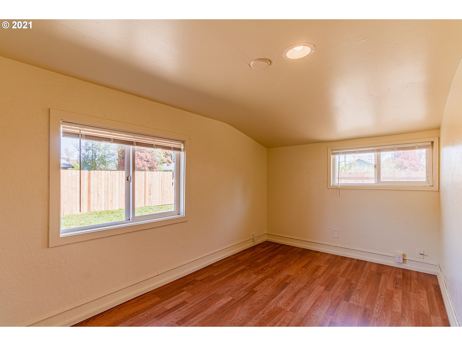 1148 L Street Springfield, OR 97477 - Photo 14 of 23
