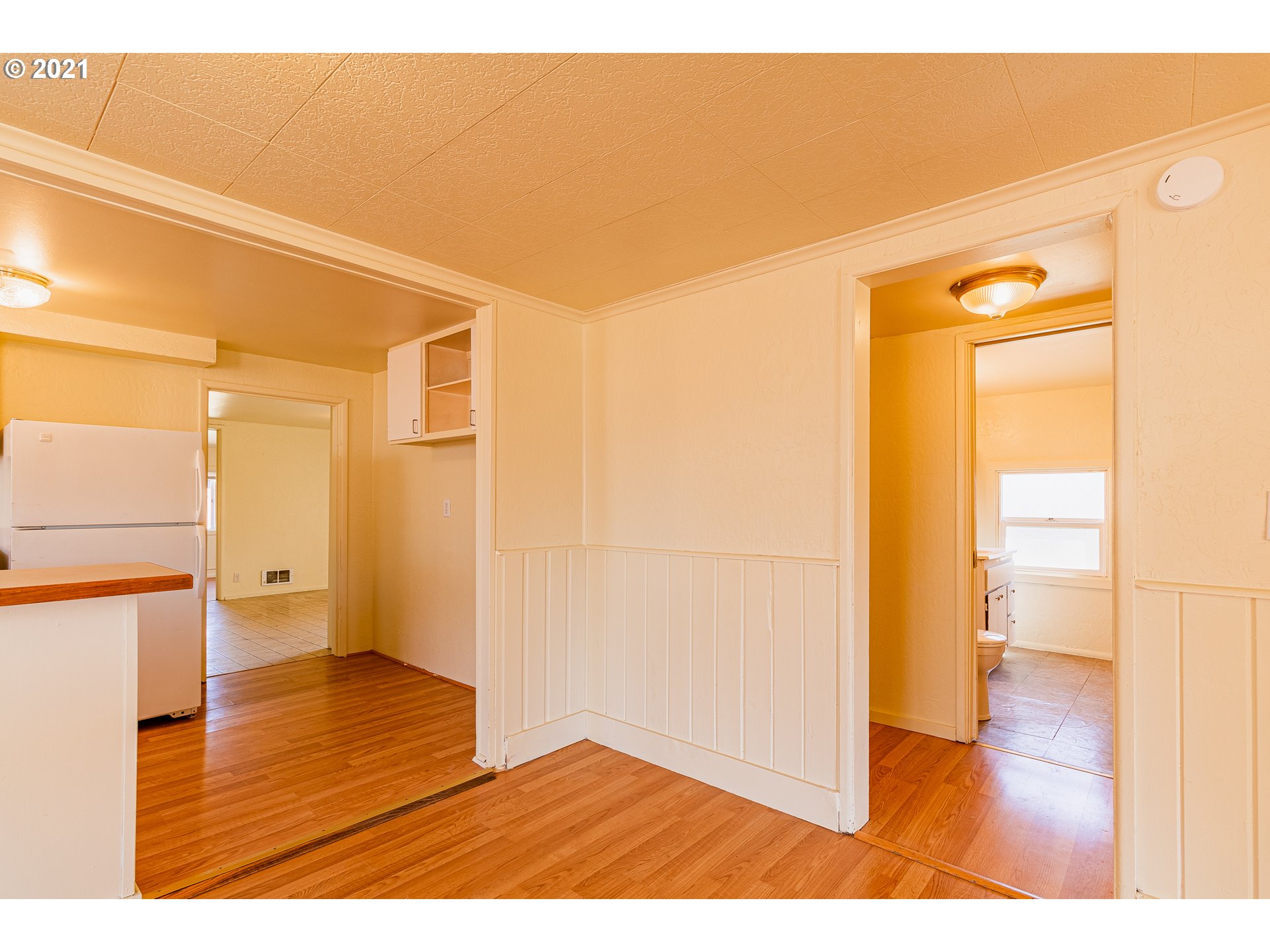 1148 L Street Springfield, OR 97477 - Photo 7 of 23