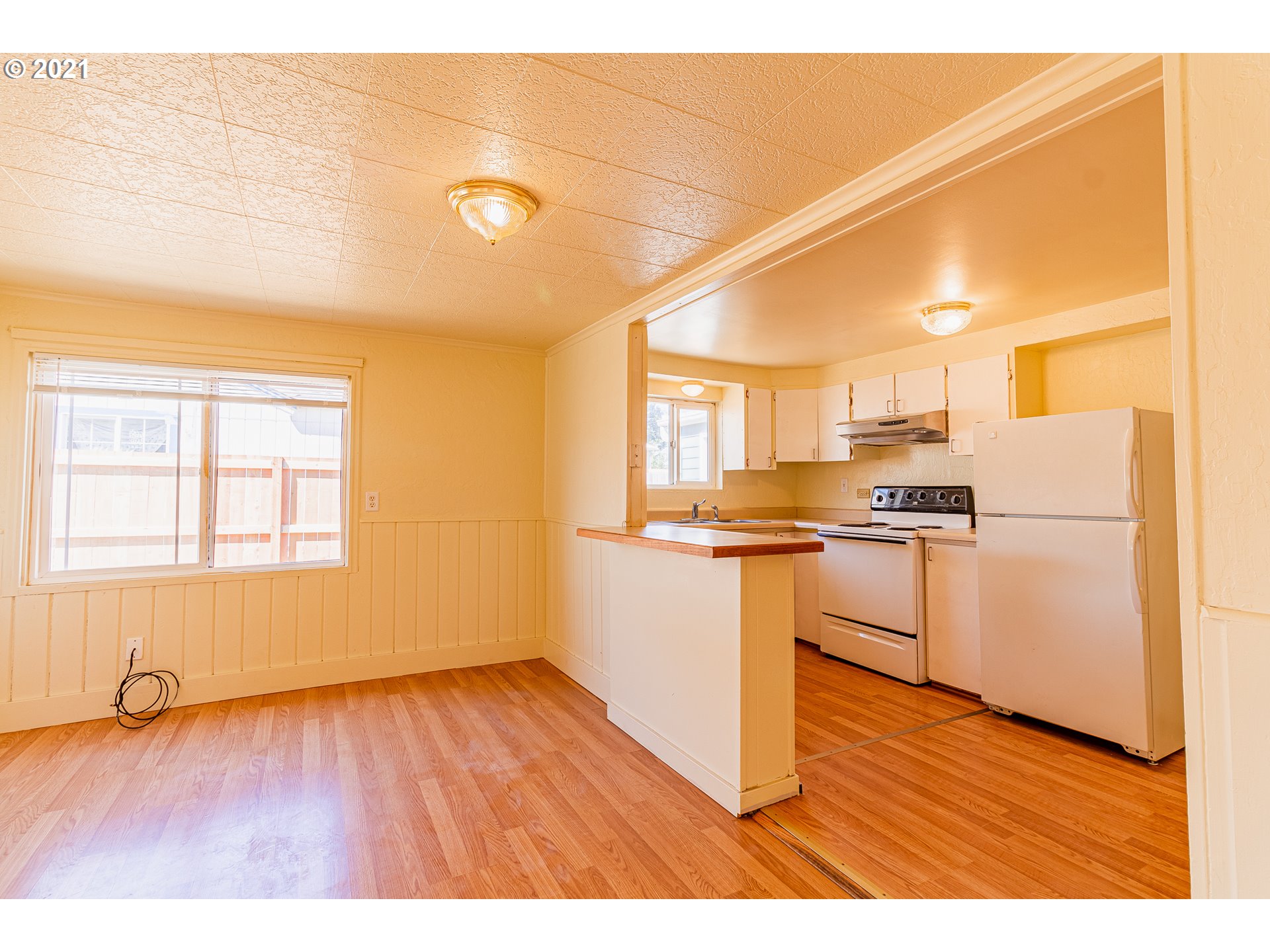 1148 L Street Springfield, OR 97477 - Photo 10 of 23