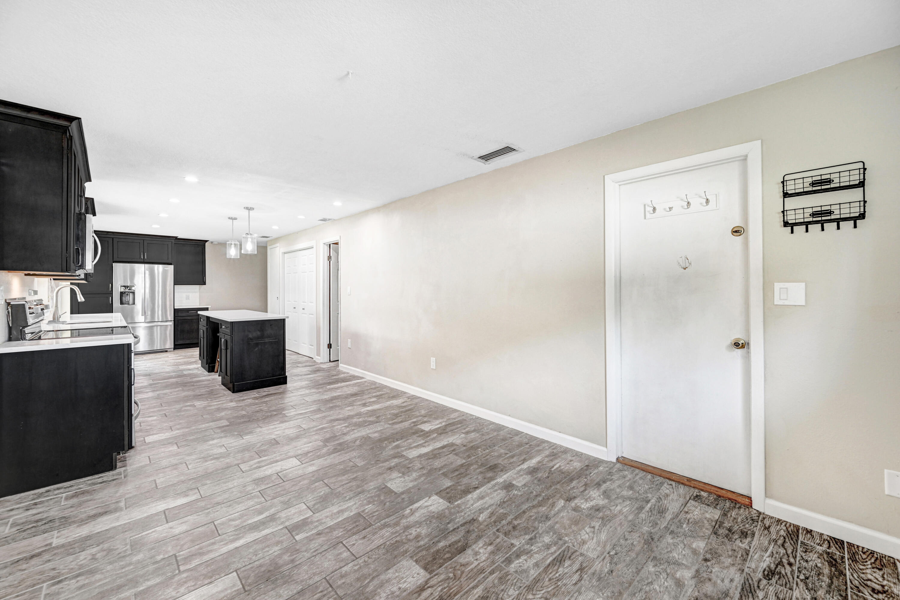 914 Kings Post Road Rockledge, FL 32955 - Photo 11 of 25 DSC_1648