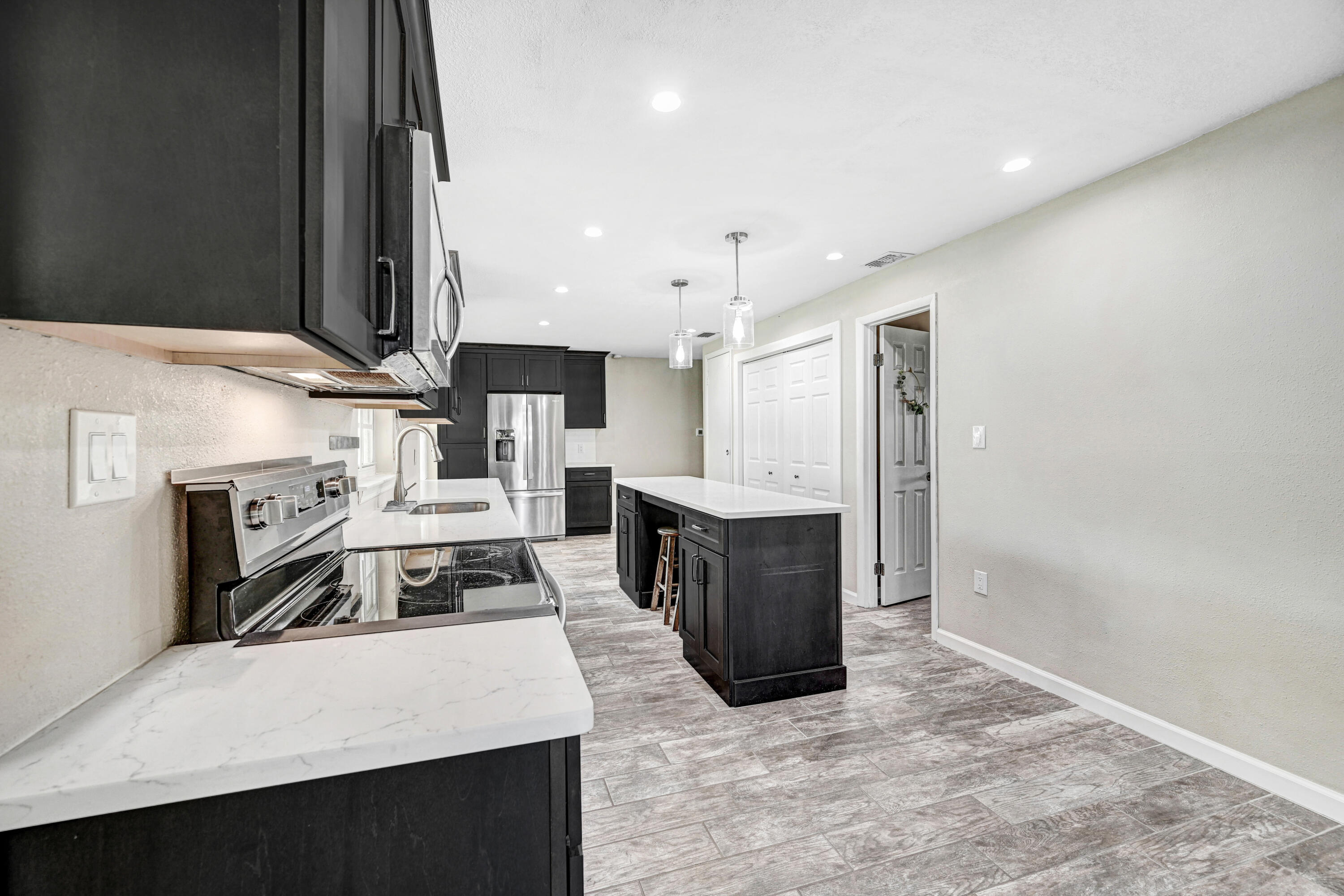 914 Kings Post Road Rockledge, FL 32955 - Photo 8 of 25 DSC_1639